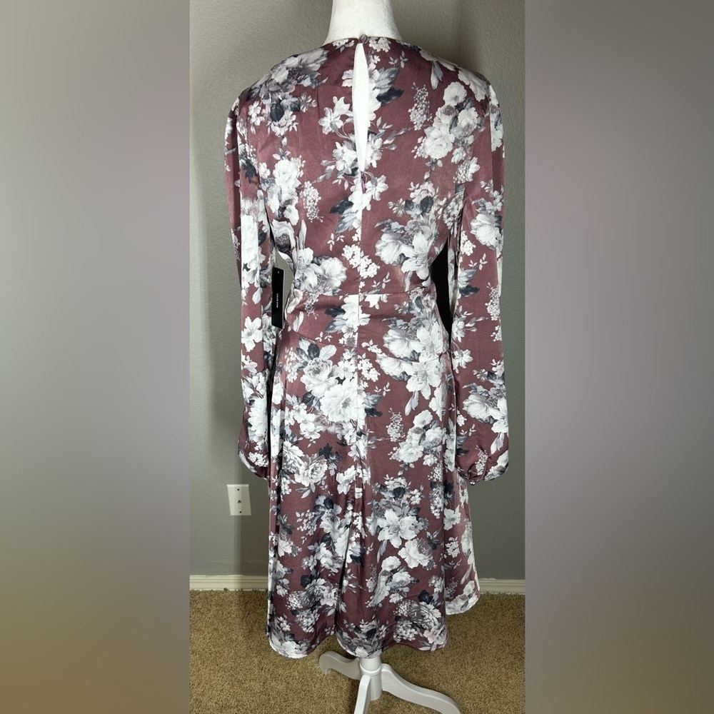 NWT Lulu's Lunette Dusty Purple Floral Midi Dress Size Small Coquette Romantic - Picture 8 of 13